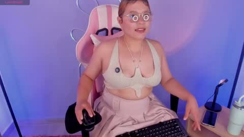 Renata Jones online show from 04.25.26