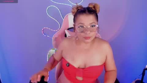 Renata Jones online show from 04.27.26