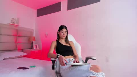 Renata online show from 12.14.25