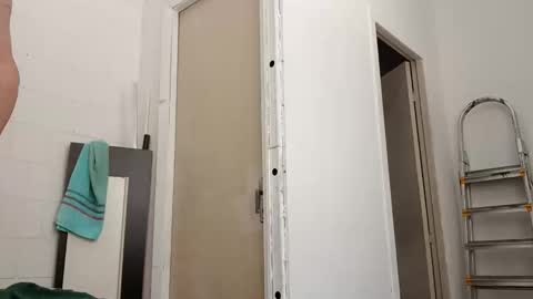 renatocavedon1 online show from 12.05.25