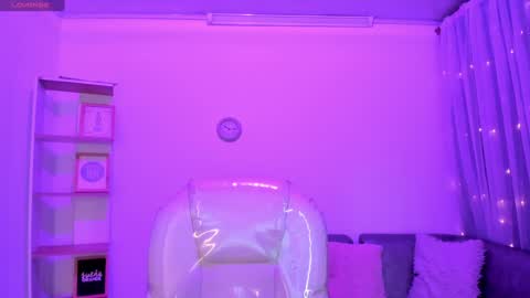 renaxi_smith online show from 01.14.25