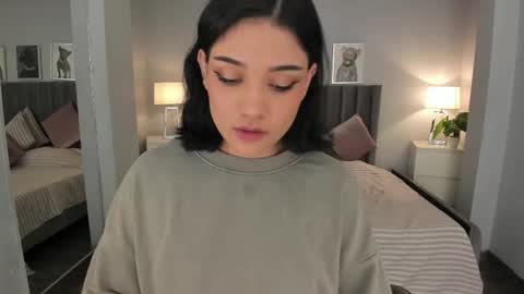 Renee Shelby online show from 02.26.25