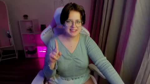 renee_turner online show from 12.07.24