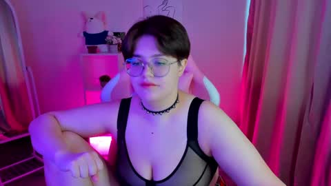 renee_turner online show from 01.14.25