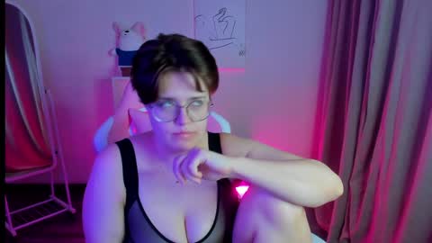 renee_turner online show from 01.14.25