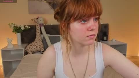 Snapshot of reneefoxy_ chatting on 06.09.26 reneefoxy_ online show from 06.09.26