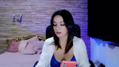 renesmesweet online show from 01.20.25
