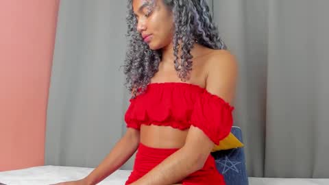 Snapshot of rennatta_sx chatting on 12.26.24 Renata online show from 12.26.24