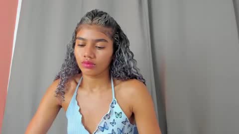 Snapshot of rennatta_sx chatting on 12.30.24 Renata online show from 12.30.24