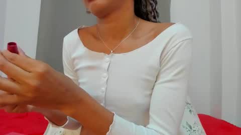 Snapshot of rennatta_sx chatting on 02.11.25 Renata online show from 02.11.25