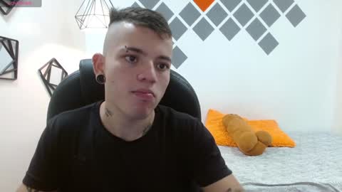 R E N E  online show from 12.31.24