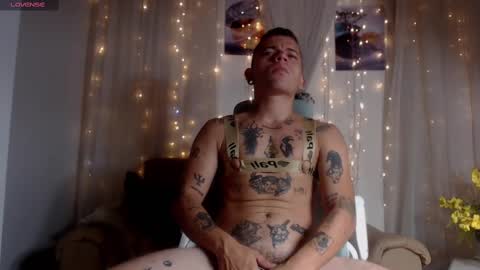 R E N E  online show from 02.15.25