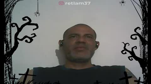Snapshot of retlam37 chatting on 10.23.25 Walter online show from 10.23.25