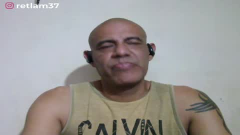 Snapshot of retlam37 chatting on 06.05.26 Walter online show from 06.05.26