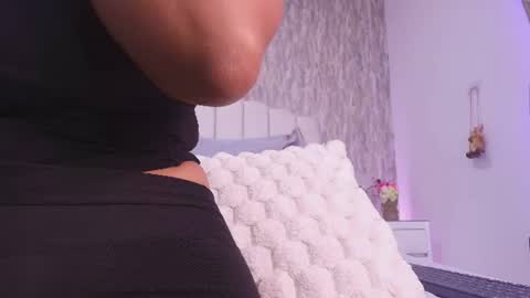 Snapshot of reven_lilith chatting on 06.21.26 REVEN online show from 06.21.26