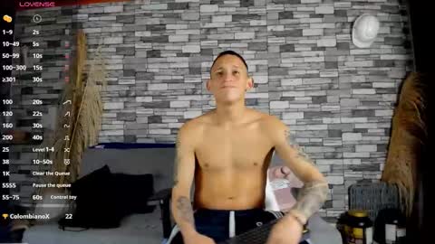 Snapshot of rey_masterhot chatting on 10.02.25 reymasterhot online show from 10.02.25