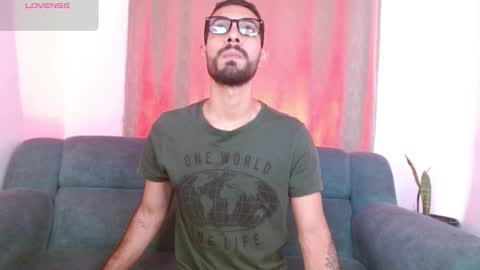 REY PABLO Independent online show from 10.10.25