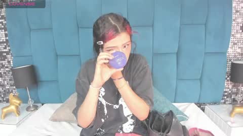 Reze  online show from 04.15.26