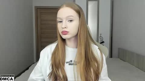 nice to meet you  3  I am Milena online show from 04.19.26