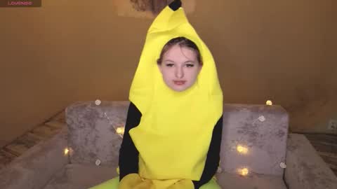 Snapshot of rheamoonn chatting on 03.05.26 Grace online show from 03.05.26