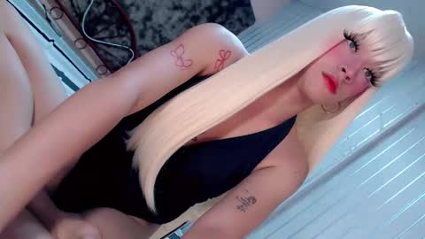 HI GUYS IM RHIAN PLEASE GIVE ME THUMBS UP online show from 02.15.26