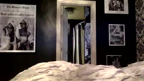 Snapshot of rhino28ab26 chatting on 11.19.25 Rhino online show from 11.19.25