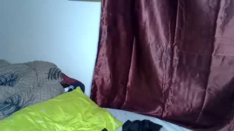 riana_sha online show from 02.15.25