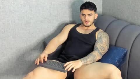 ricardogonzalez666 online show from 12.13.24