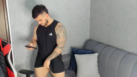 ricardogonzalez666 online show from 01.03.25