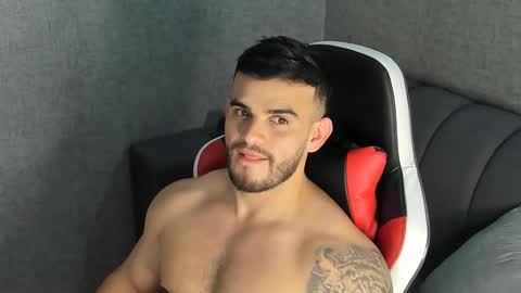 ricardogonzalez666 online show from 01.19.25