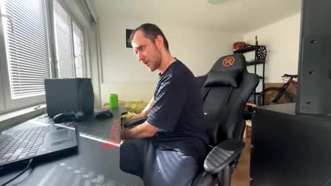 ricciardio online show from 10.16.25