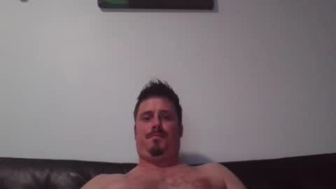 Snapshot of ricciestick chatting on 10.26.25 ricciestick online show from 10.26.25