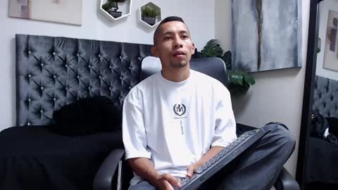 richar_voller online show from 12.04.24