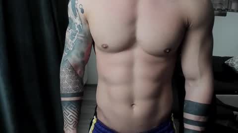 Snapshot of richarddarell chatting on 01.18.26 RichardDarell online show from 01.18.26