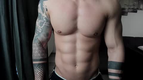 Snapshot of richarddarell chatting on 02.03.26 RichardDarell online show from 02.03.26