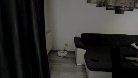 Snapshot of richarddarell chatting on 02.06.26 RichardDarell online show from 02.06.26