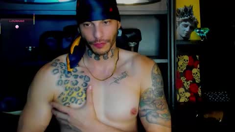 Snapshot of rickg_oficial chatting on 10.02.25 RICKG online show from 10.02.25