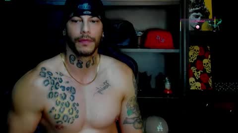 Snapshot of rickg_oficial chatting on 10.22.25 RICKG online show from 10.22.25