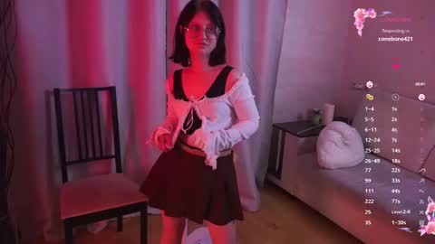 Snapshot of rickiewooding chatting on 10.24.25 Linda online show from 10.24.25