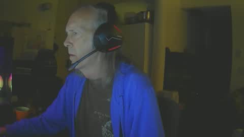 Snapshot of rickl56 chatting on 10.24.25 rickl56 online show from 10.24.25