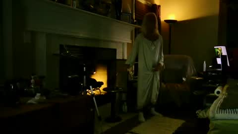 PINK HOLE TWINK online show from 09.23.25