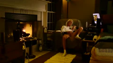 PINK HOLE TWINK online show from 10.30.25