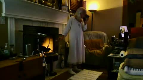 PINK HOLE TWINK online show from 10.31.25