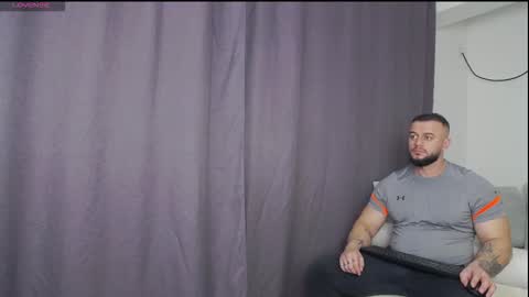 rickymiami1 online show from 02.19.26