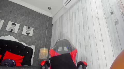 RicoBrowm online show from 02.15.25