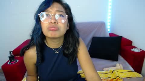 Snapshot of ricura_mily chatting on 01.18.25 milena online show from 01.18.25