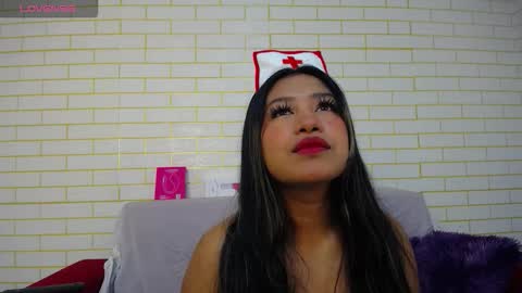 Snapshot of ricura_mily chatting on 10.19.25 milena online show from 10.19.25