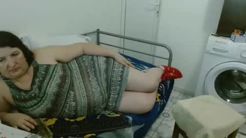 Snapshot of ridemerafsuzana chatting on 01.02.25 Ridemeraf online show from 01.02.25