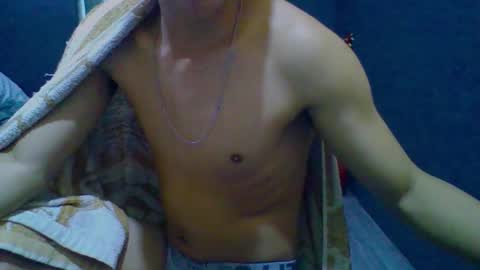 Snapshot of rignerhorn chatting on 03.25.26 Rignerhorn online show from 03.25.26