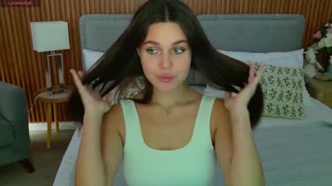 Rihanna online show from 09.17.25